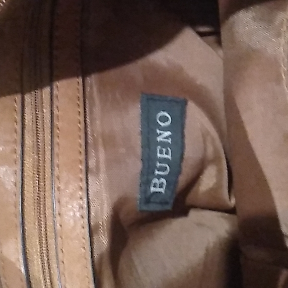 Vegan Leather Cossover bag - Picture 2 of 3